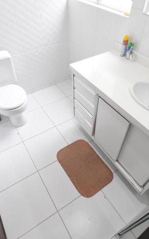 Casa de condomínio à venda com 250m², 3 quartos e 2 vagasBanheiro da Suíte