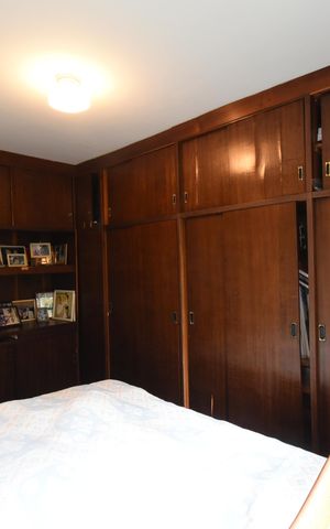 Casa de condomínio à venda com 250m², 3 quartos e 2 vagasQuarto 3