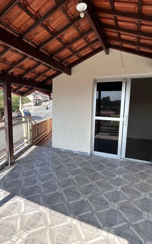 Casa para alugar com 100m², 3 quartos e 1 vaga Casa para alugar com 100m², 3 quartos e 1 vagaVaranda do Quarto 1