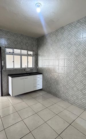 Casa para alugar com 100m², 3 quartos e 1 vaga Casa para alugar com 100m², 3 quartos e 1 vagaCozinha
