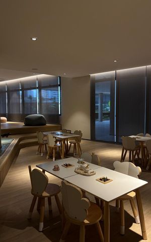 Apartamento à venda com 231m², 4 quartos e 3 vagas Apartamento à venda com 231m², 4 quartos e 3 vagasÁrea externa