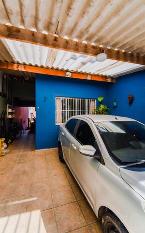 Casa à venda com 200m², 2 quartos e 1 vagaGaragem
