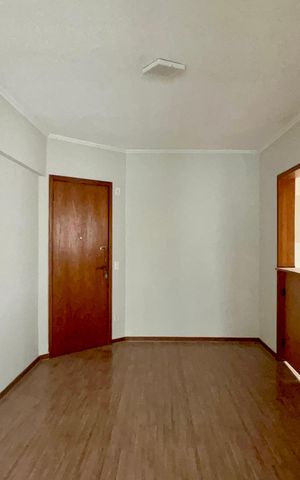 Apartamento para alugar com 40m², 1 quarto e 1 vaga Apartamento para alugar com 40m², 1 quarto e 1 vagaSala
