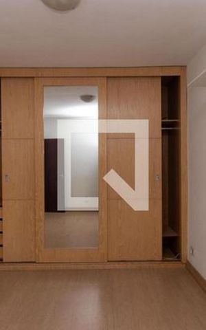 Casa à venda com 114m², 2 quartos e 3 vagas Casa à venda com 114m², 2 quartos e 3 vagasQuarto