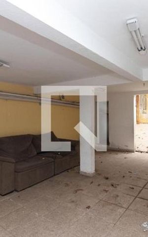 Casa à venda com 114m², 2 quartos e 3 vagas Casa à venda com 114m², 2 quartos e 3 vagasÁrea externa