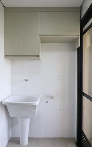 Apartamento para alugar com 85m², 2 quartos e 2 vagas Apartamento para alugar com 85m², 2 quartos e 2 vagasCozinha