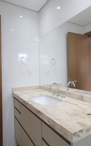 Apartamento para alugar com 85m², 2 quartos e 2 vagas Apartamento para alugar com 85m², 2 quartos e 2 vagasBanheiro da Suíte 2