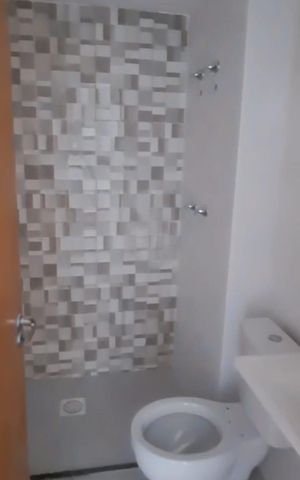 Apartamento à venda com 47m², 2 quartos e 1 vaga Apartamento à venda com 47m², 2 quartos e 1 vagaBanheiro