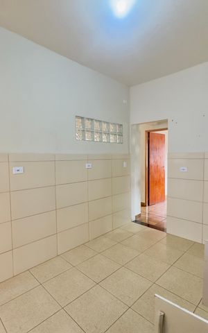 Casa à venda com 155m², 5 quartos e 3 vagas Casa à venda com 155m², 5 quartos e 3 vagasCozinha casa 1