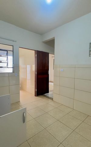 Casa à venda com 155m², 5 quartos e 3 vagas Casa à venda com 155m², 5 quartos e 3 vagasCozinha casa 1