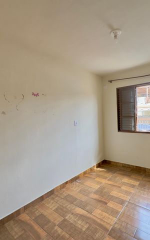 Casa à venda com 155m², 5 quartos e 3 vagas Casa à venda com 155m², 5 quartos e 3 vagasQuarto 1 casa 1