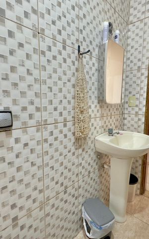 Casa à venda com 155m², 5 quartos e 3 vagas Casa à venda com 155m², 5 quartos e 3 vagasBanheiro casa 2
