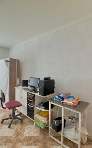 Casa à venda com 155m², 5 quartos e 3 vagas Casa à venda com 155m², 5 quartos e 3 vagasQuaro 1 casa 2