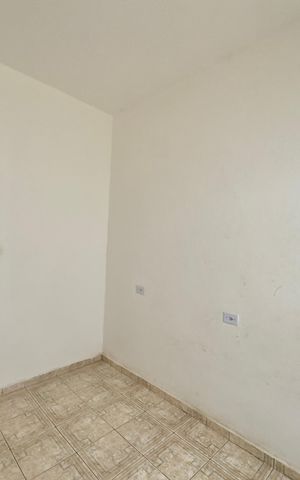 Casa à venda com 155m², 5 quartos e 3 vagas Casa à venda com 155m², 5 quartos e 3 vagasQuarto 3 casa 1