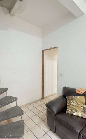 Casa à venda com 155m², 5 quartos e 3 vagas Casa à venda com 155m², 5 quartos e 3 vagasSala casa 2