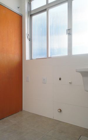 Apartamento para alugar com 107m², 3 quartos e 1 vagaÁrea de Serviço