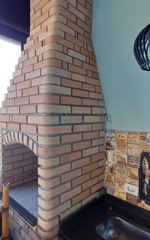Casa à venda com 80m², 3 quartos e 2 vagas Casa à venda com 80m², 3 quartos e 2 vagasÁrea externa