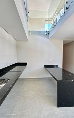 Apartamento à venda com 100m², 2 quartos e 1 vaga Apartamento à venda com 100m², 2 quartos e 1 vagaCozinha e Área de Serviço