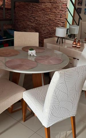 Apartamento à venda com 137m², 4 quartos e 2 vagas Apartamento à venda com 137m², 4 quartos e 2 vagasSala