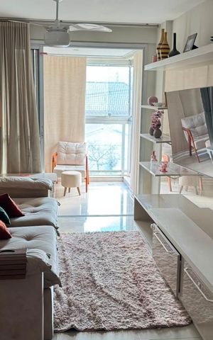 Apartamento à venda com 137m², 4 quartos e 2 vagas Apartamento à venda com 137m², 4 quartos e 2 vagasSala