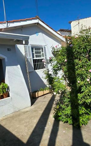 Casa à venda com 357m², 2 quartos e 1 vaga Casa à venda com 357m², 2 quartos e 1 vagaÁrea externa
