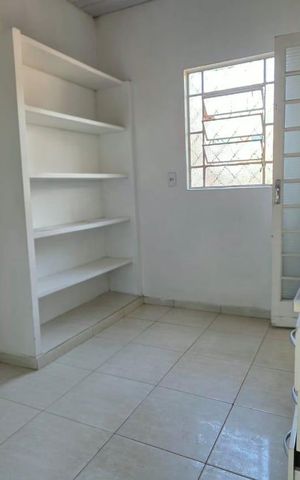 Casa à venda com 357m², 2 quartos e 1 vaga Casa à venda com 357m², 2 quartos e 1 vagaCozinha