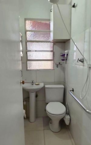 Casa à venda com 357m², 2 quartos e 1 vaga Casa à venda com 357m², 2 quartos e 1 vagaBanheiro