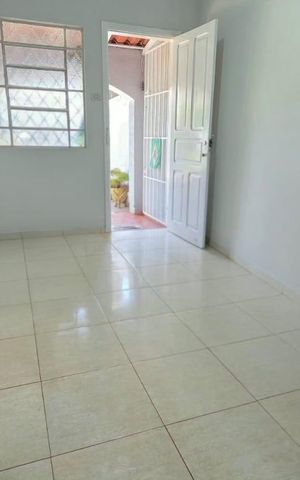Casa à venda com 357m², 2 quartos e 1 vaga Casa à venda com 357m², 2 quartos e 1 vagaSala