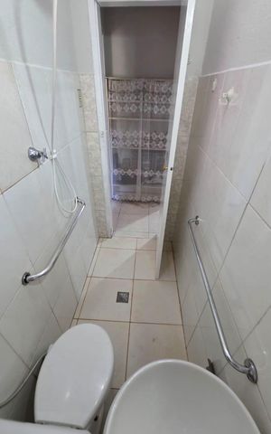 Casa à venda com 357m², 2 quartos e 1 vaga Casa à venda com 357m², 2 quartos e 1 vagaBanheiro