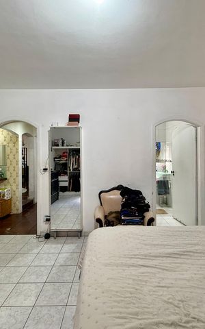 Casa para alugar com 250m², 2 quartos e 3 vagasSuíte 