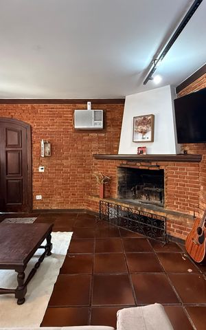 Casa para alugar com 250m², 2 quartos e 3 vagasSala 