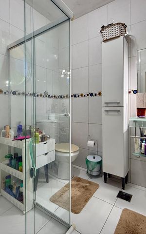 Casa para alugar com 250m², 2 quartos e 3 vagasBanheiro Suíte 