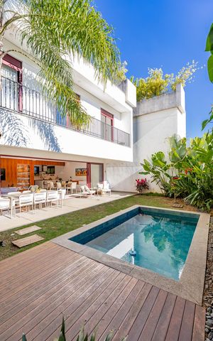 Casa de condomínio à venda com 536m², 3 quartos e 4 vagas