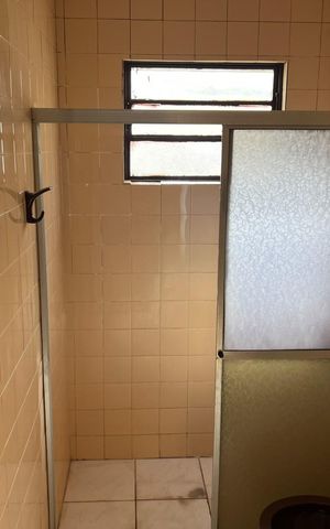 Casa para alugar com 110m², 3 quartos e 3 vagas Casa para alugar com 110m², 3 quartos e 3 vagasBanheiro