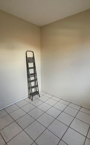 Casa para alugar com 110m², 3 quartos e 3 vagas Casa para alugar com 110m², 3 quartos e 3 vagasQuarto