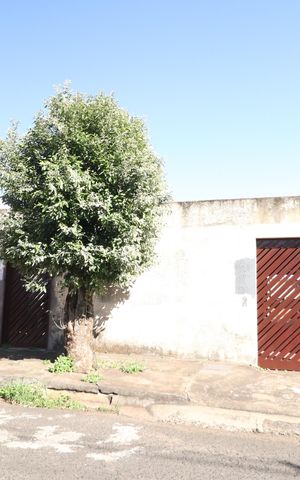 Casa para alugar com 150m², 3 quartos e 4 vagasFachada