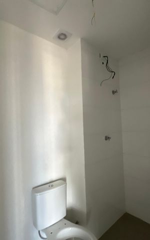 Apartamento à venda com 55m², 2 quartos e 1 vaga Apartamento à venda com 55m², 2 quartos e 1 vagaBanheiro