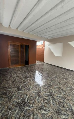 Casa para alugar com 150m², 3 quartos e 2 vagas Casa para alugar com 150m², 3 quartos e 2 vagasÁrea externa