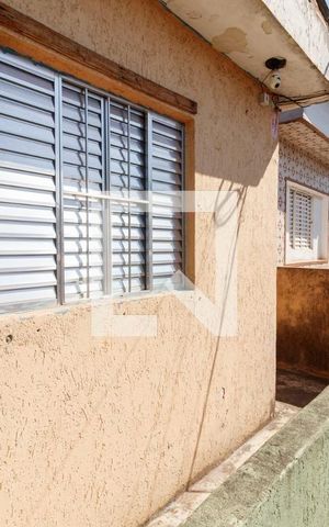 Casa à venda com 180m², 1 quarto e sem vaga