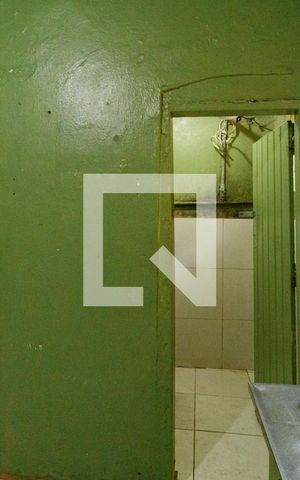 Casa à venda com 180m², 1 quarto e sem vaga