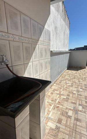Casa à venda com 233m², 4 quartos e 2 vagas Casa à venda com 233m², 4 quartos e 2 vagasTerraço
