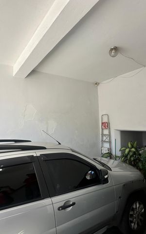 Casa à venda com 233m², 4 quartos e 2 vagas Casa à venda com 233m², 4 quartos e 2 vagasGaragem