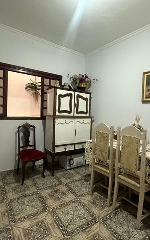 Casa à venda com 233m², 4 quartos e 2 vagas Casa à venda com 233m², 4 quartos e 2 vagasSala de Jantar