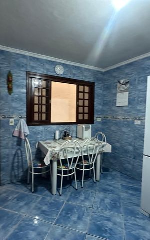 Casa à venda com 233m², 4 quartos e 2 vagas Casa à venda com 233m², 4 quartos e 2 vagasCozinha