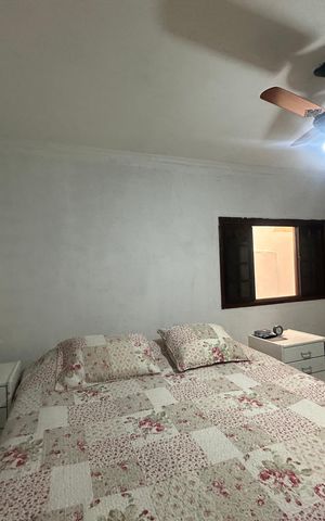 Casa à venda com 233m², 4 quartos e 2 vagas Casa à venda com 233m², 4 quartos e 2 vagasQuarto 3