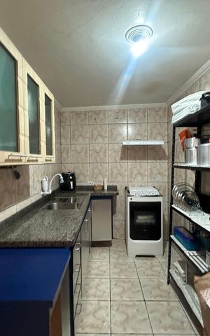 Casa à venda com 233m², 4 quartos e 2 vagas Casa à venda com 233m², 4 quartos e 2 vagasÁrea de Serviço