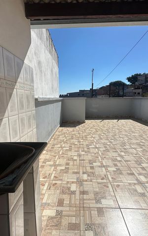 Casa à venda com 233m², 4 quartos e 2 vagas Casa à venda com 233m², 4 quartos e 2 vagasTerraço