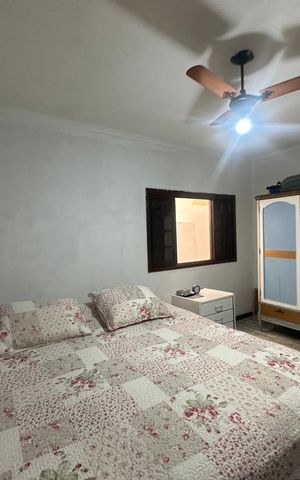 Casa à venda com 233m², 4 quartos e 2 vagas Casa à venda com 233m², 4 quartos e 2 vagasQuarto 3