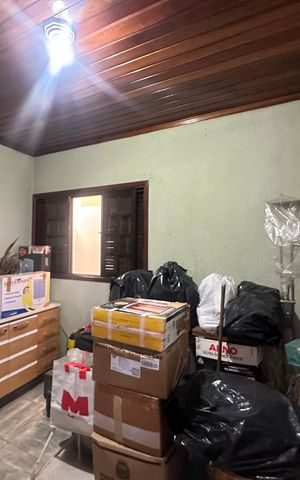 Casa à venda com 233m², 4 quartos e 2 vagas Casa à venda com 233m², 4 quartos e 2 vagasQuarto 2