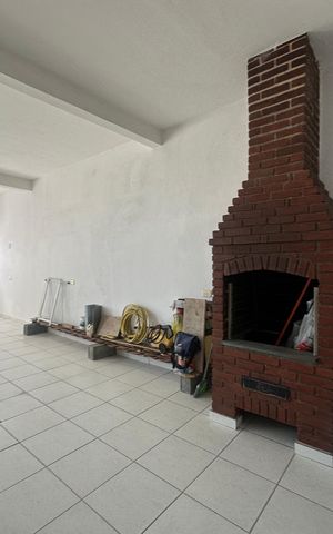 Casa à venda com 233m², 4 quartos e 2 vagas Casa à venda com 233m², 4 quartos e 2 vagasChurrasqueira